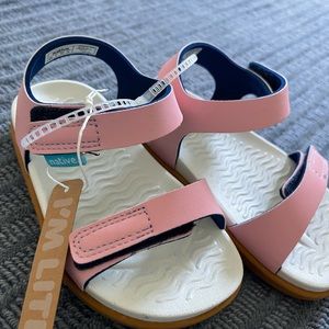 Native lite sandals